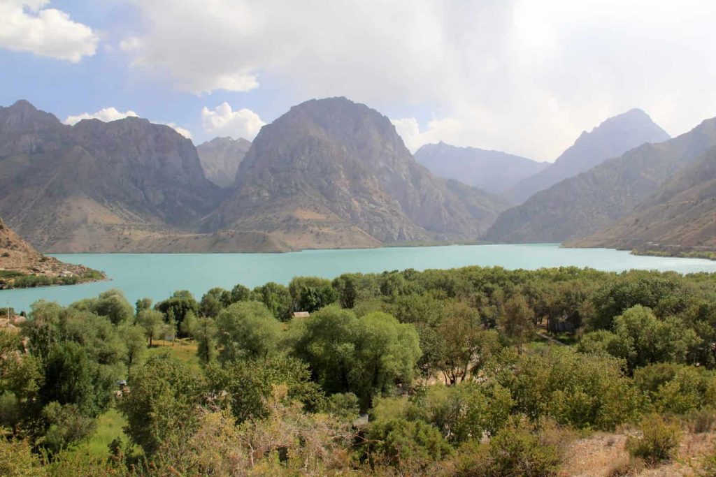 Stage6-Iskanderkul-Tajikistan-byRjruiziii-viaWikimedia